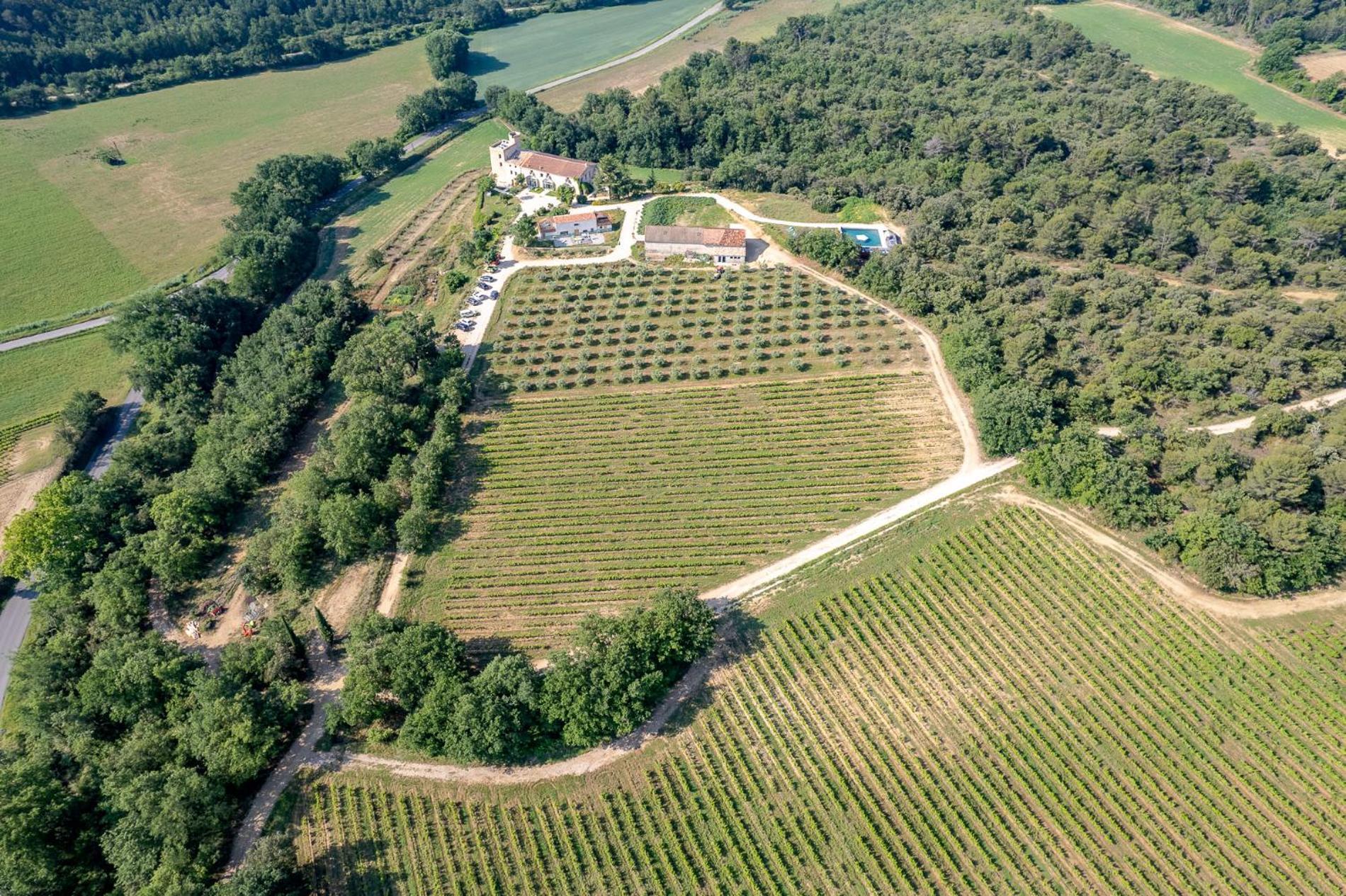 Domaine La Ferme Hi Bride Bed and Breakfast Villelaure Eksteriør billede
