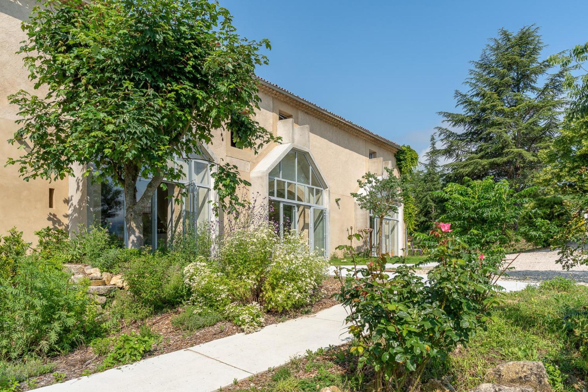 Domaine La Ferme Hi Bride Bed and Breakfast Villelaure Eksteriør billede