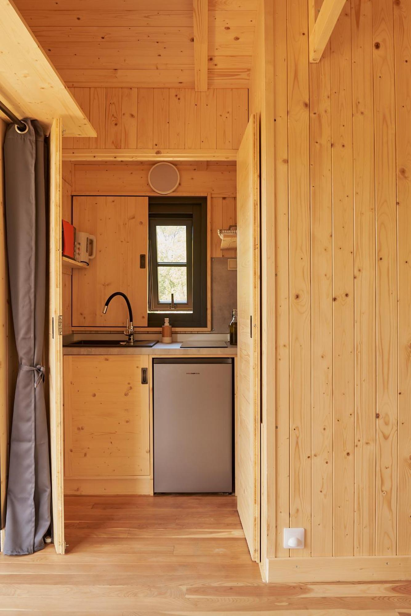 Domaine La Ferme Hi Bride Bed and Breakfast Villelaure Eksteriør billede
