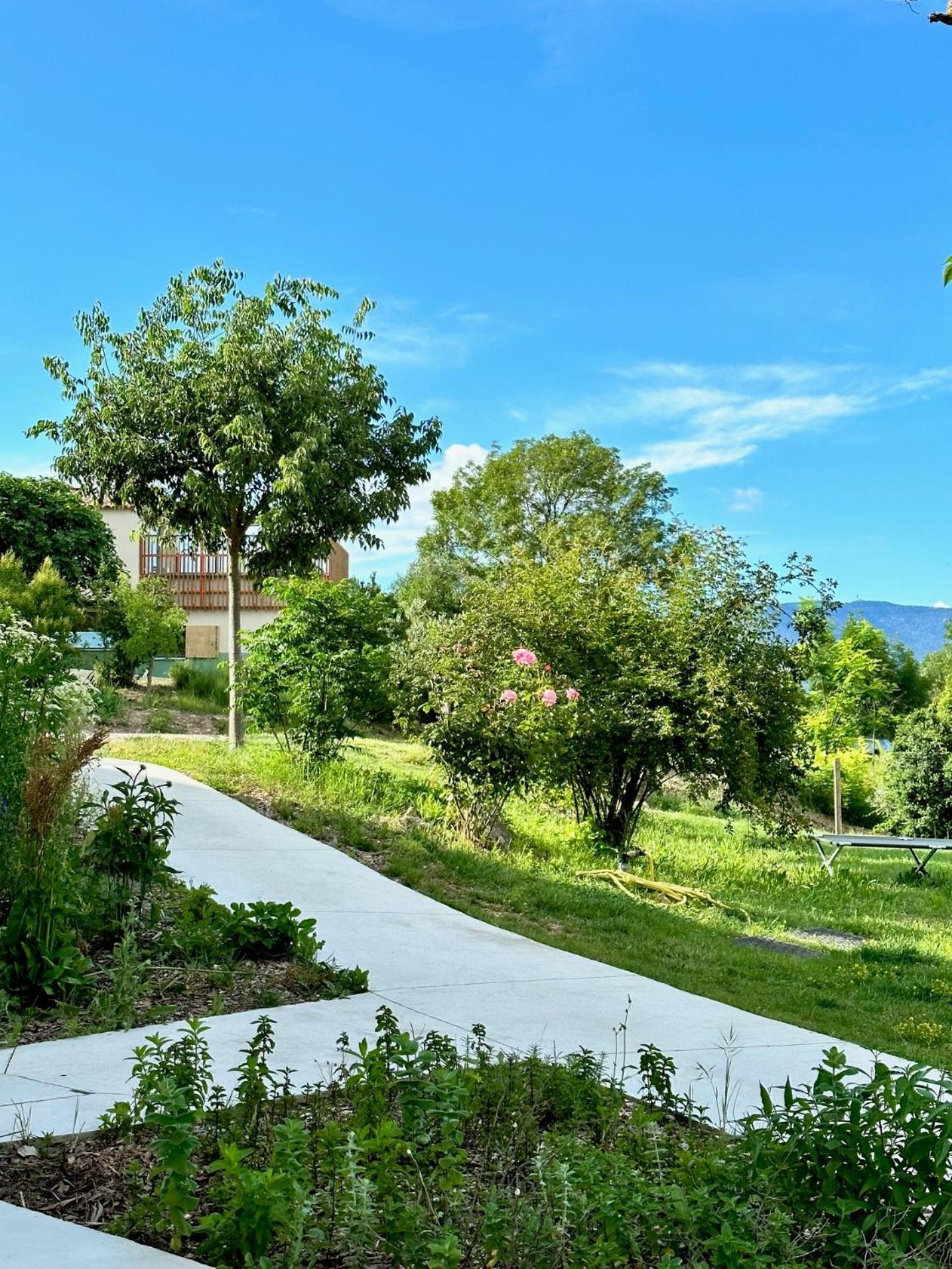 Domaine La Ferme Hi Bride Bed and Breakfast Villelaure Eksteriør billede